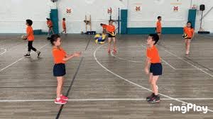 官方：因用手触碰对手脖子，梅西、苏亚雷斯被处以罚款